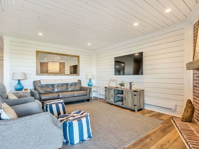 856 NEACOXIE Blvd 304, Gearhart, OR 97138