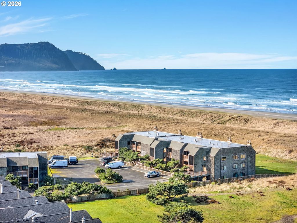856 NEACOXIE Blvd 304, Gearhart, OR 97138
