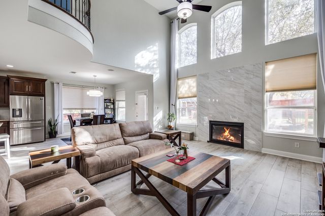 3018 Hanfro, San Antonio, TX 78251