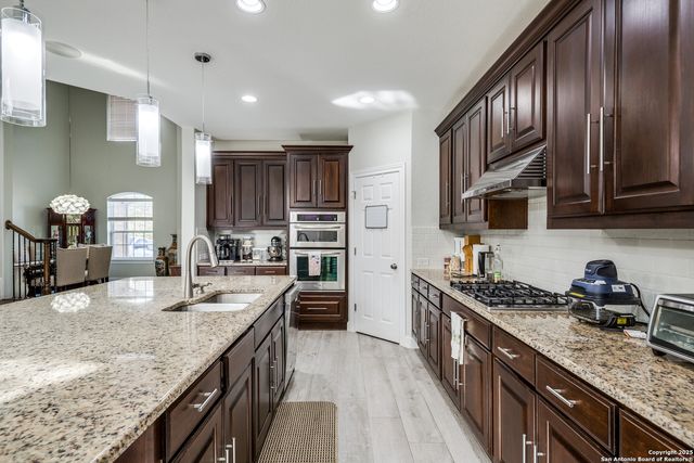 3018 Hanfro, San Antonio, TX 78251