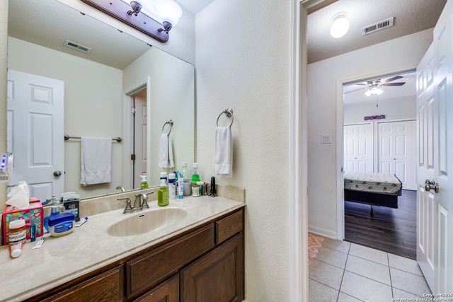 3018 Hanfro, San Antonio, TX 78251