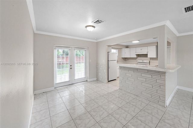 5500 SW 7th Street, Margate, FL 33068