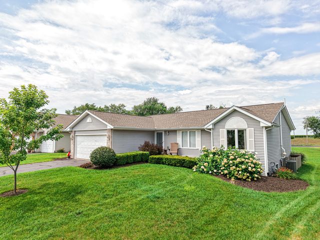 3810 Foxglove Lane, Winnebago, IL 61088