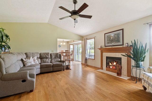 3810 Foxglove Lane, Winnebago, IL 61088