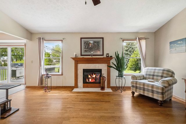 3810 Foxglove Lane, Winnebago, IL 61088