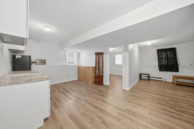 41 Riverview St, Brockton, MA 02301