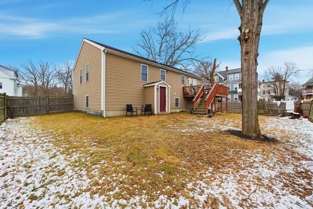 41 Riverview St, Brockton, MA 02301