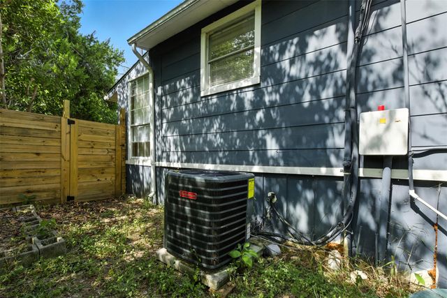 3303 Dalton ST, Austin, TX 78745