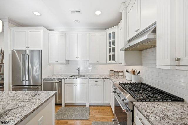 59 Whitney Farm Pl, Morris Twp., NJ 07960