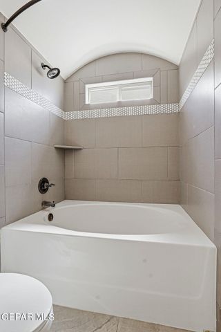835 BRONZE HILL Avenue, Santa Teresa, NM 88008