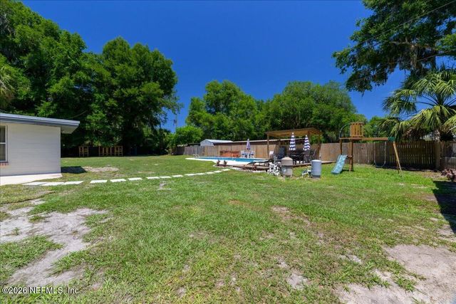 5108 SILVER LAKE Drive, Palatka, FL 32177