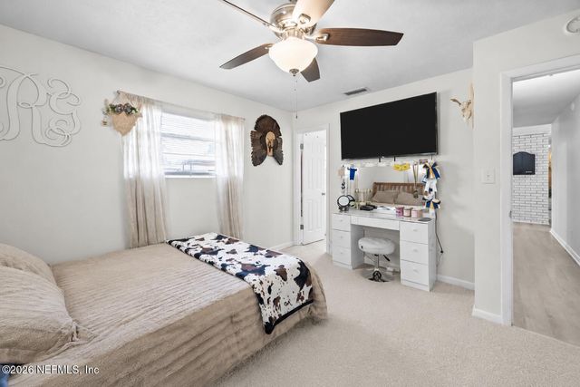 5108 SILVER LAKE Drive, Palatka, FL 32177