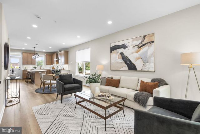 4415 OGLETHORPE ST, Hyattsville, MD 20781