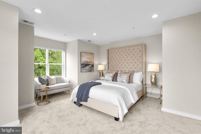 4415 OGLETHORPE ST, Hyattsville, MD 20781