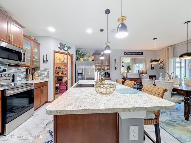 945 Newton Circle, Rockledge, FL 32955