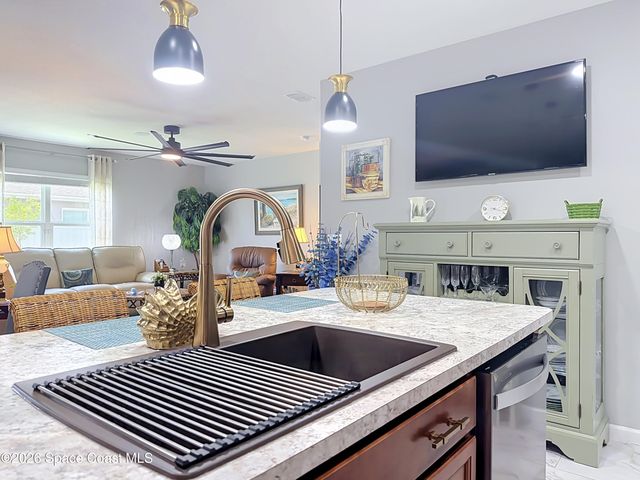 945 Newton Circle, Rockledge, FL 32955