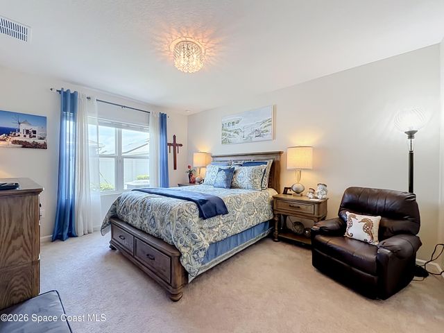 945 Newton Circle, Rockledge, FL 32955