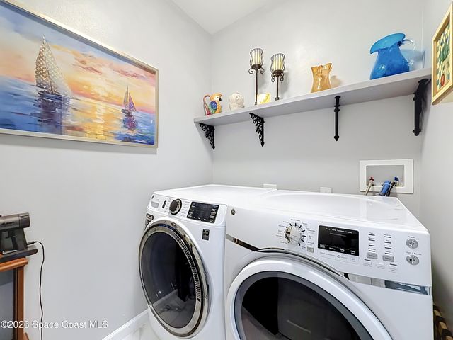 945 Newton Circle, Rockledge, FL 32955