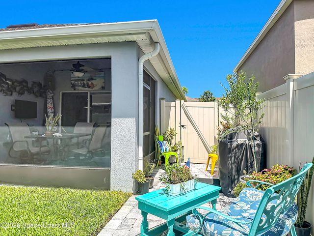 945 Newton Circle, Rockledge, FL 32955