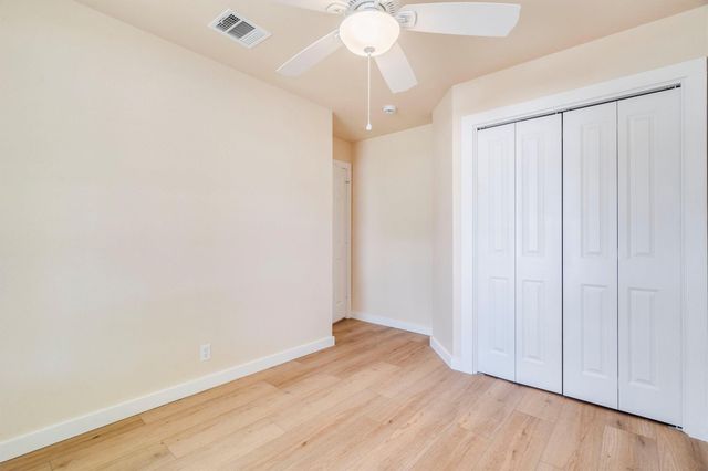 214 Sandhill DR, Lockhart, TX 78644