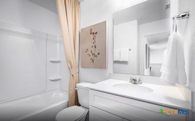 161 Green Berets Bend, Jarrell, TX 76537