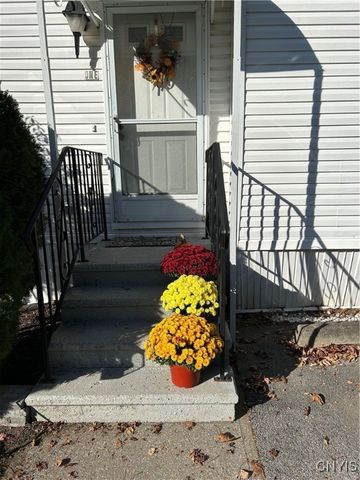 1 Village View, New Hartford, NY 13413