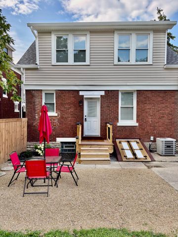 4041 W Eighth Street, Cincinnati, OH 45205