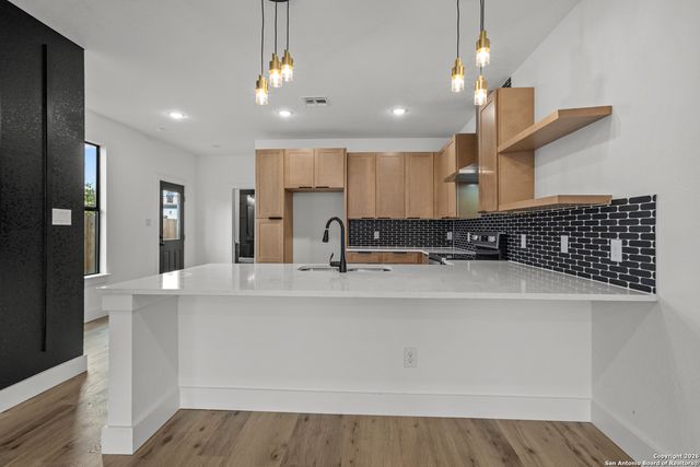 125 Dashiell, San Antonio, TX 78203