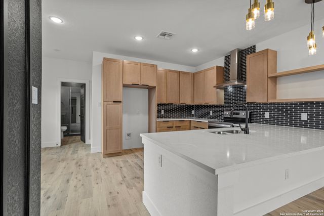 125 Dashiell, San Antonio, TX 78203