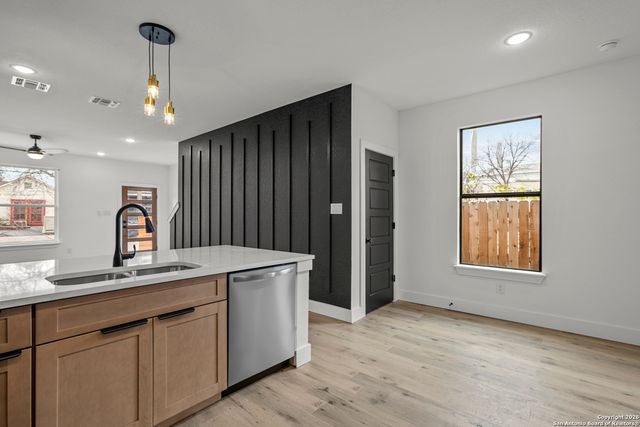 125 Dashiell, San Antonio, TX 78203