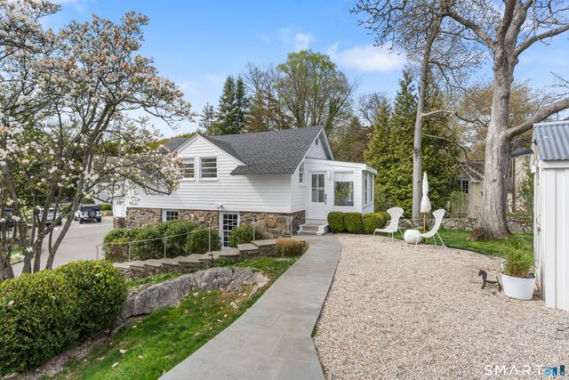 13 Edgehill Drive, Darien, CT 06820