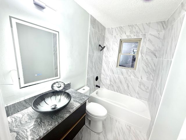 9806 Labette Drive, Little Rock, AR 72205