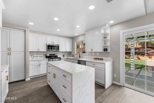 40043 Tilbury Drive, Palmdale, CA 93551