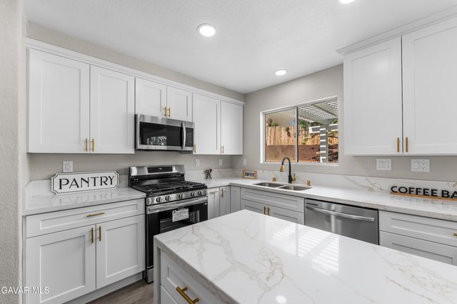 40043 Tilbury Drive, Palmdale, CA 93551