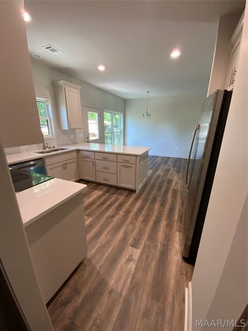 311 Davidson Street, Tallassee, AL 36078