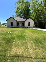 311 Davidson Street, Tallassee, AL 36078