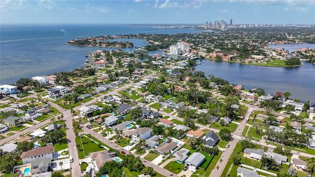 3768 ARKANSAS AVENUE NE, St Petersburg, FL 33703