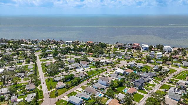 3768 ARKANSAS AVENUE NE, St Petersburg, FL 33703