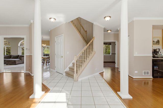 284 Northwind Drive, Lake Villa, IL 60046