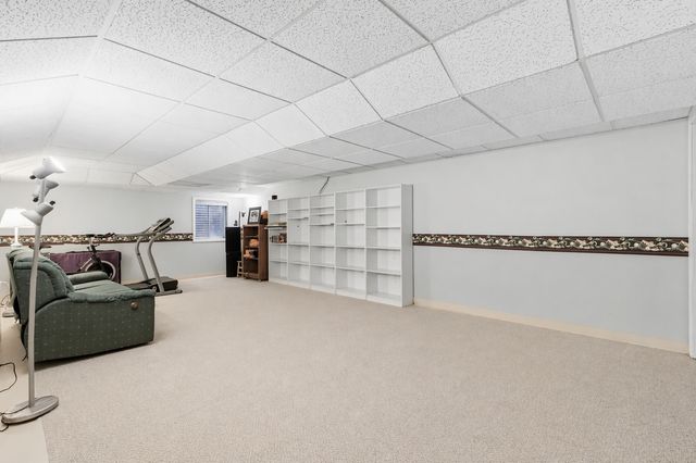 284 Northwind Drive, Lake Villa, IL 60046