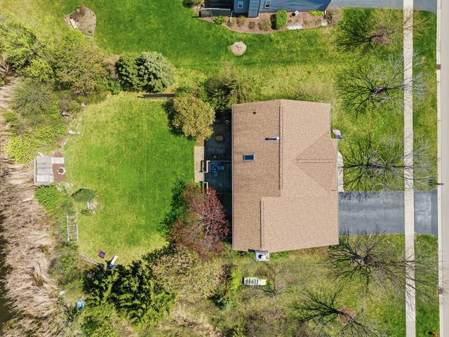 284 Northwind Drive, Lake Villa, IL 60046