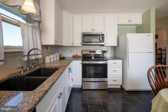 3014 MARION ST, Laureldale, PA 19605