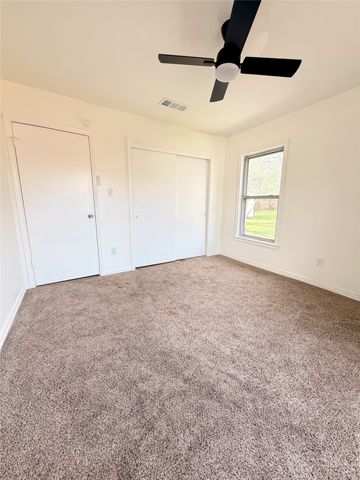 5713 Highland Avenue, Haltom City, TX 76117