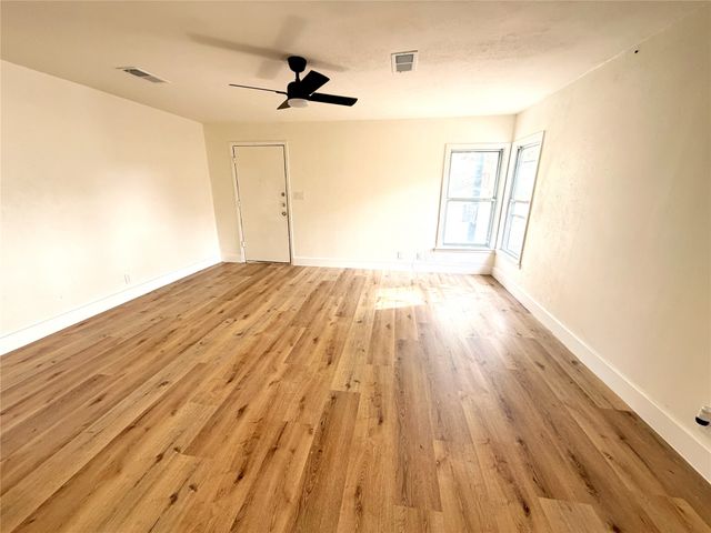 5713 Highland Avenue, Haltom City, TX 76117