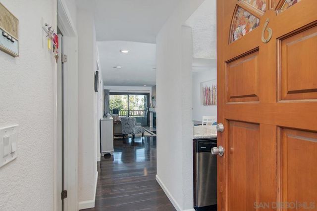 4494 Mentone St. 6, San Diego, CA 92107