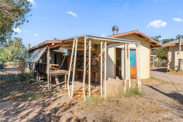 2088 E Hackamore Drive, Mohave Valley, AZ 86440
