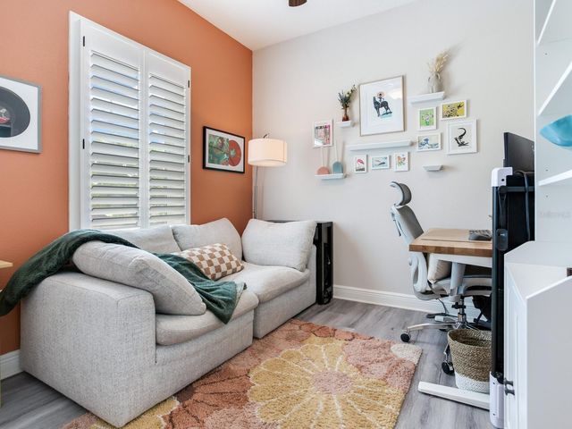 6906 N DUNCAN AVENUE, Tampa, FL 33604