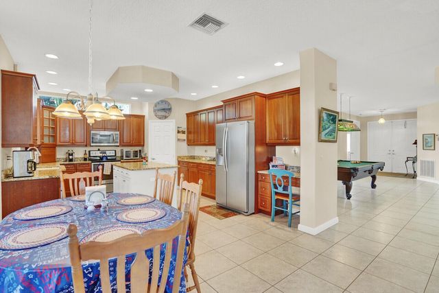 7541 Downwinds Lane, Lake Worth, FL 33467