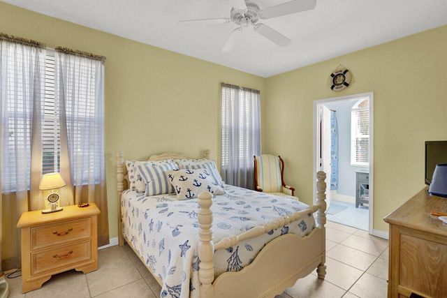 7541 Downwinds Lane, Lake Worth, FL 33467