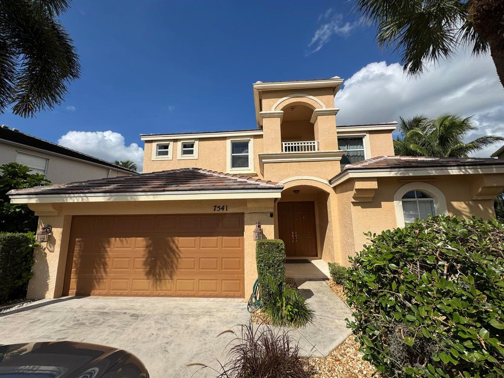 7541 Downwinds Lane, Lake Worth, FL 33467